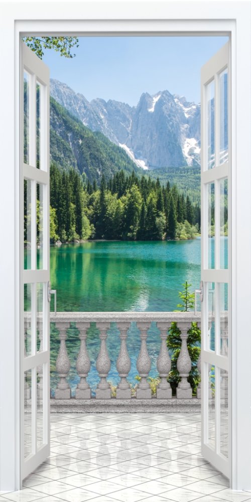 Вид с балкона на горное озеро